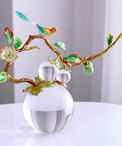 Mẫu decor trang trí chim và quả cầu pha lê