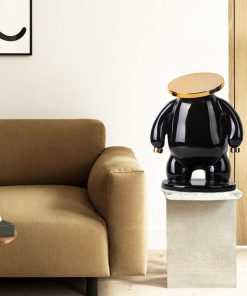 Tượng Nhân Vật Vô Diện